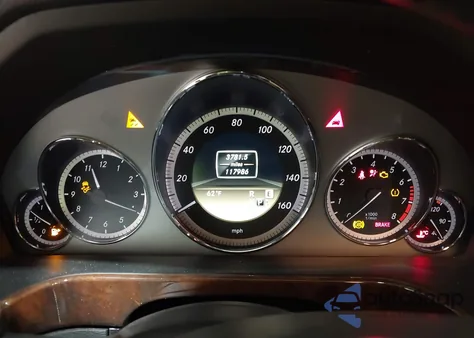 2012 Mercedes-Benz E 350 из США, поврежденный, VIN WDDHF5KB2CA540192